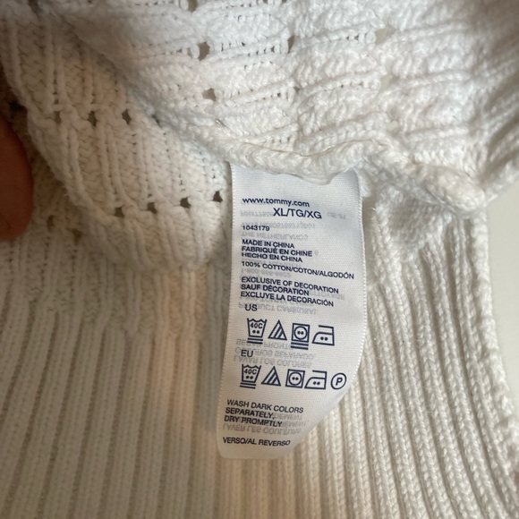๐ Tommy Hilfiger Chunky White Cable Knit Sweater - Picture 4 of 8